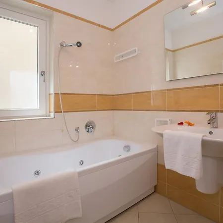 Prestige Du Lac 41 Apartment